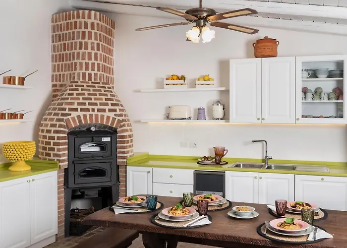 La Foresteria Di Maestina Couette-café Barcellona-Pozzo di Gotto